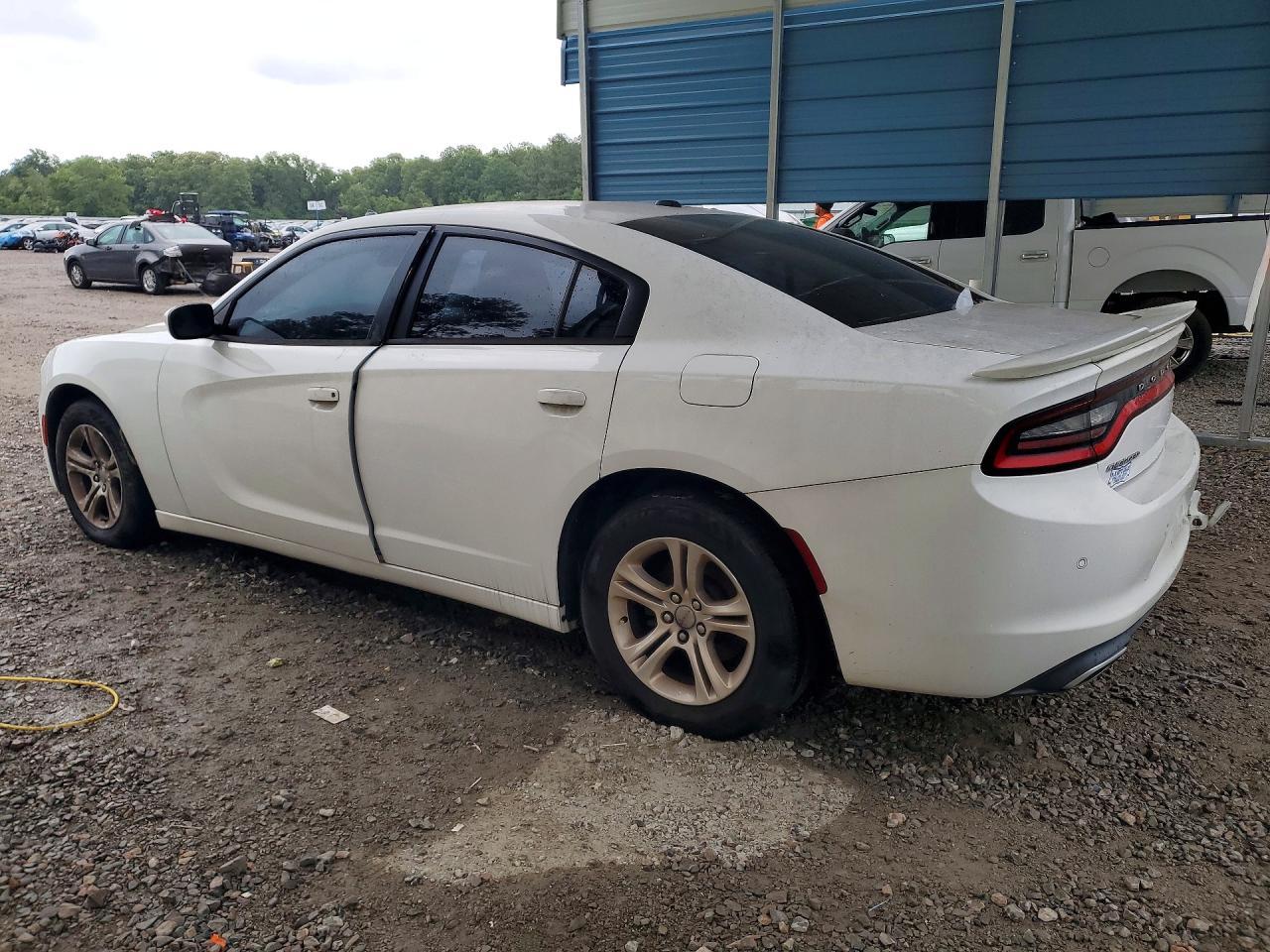 2015 Dodge Charger Se - Image 2