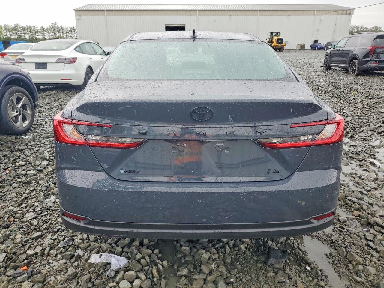 2026 Toyota Camry Le - Фото 6
