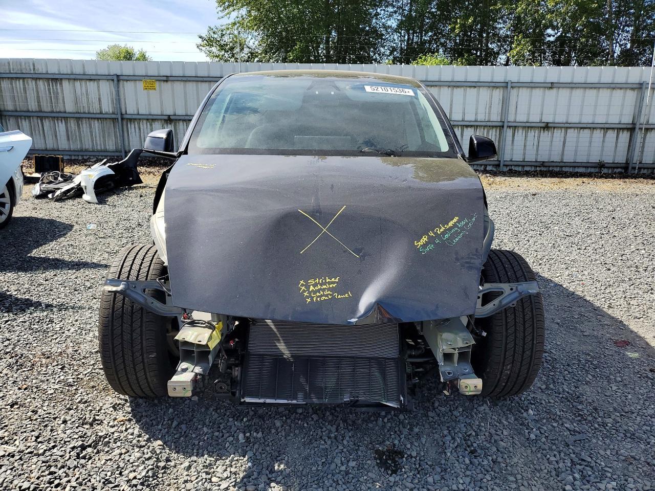 2026 Tesla Model Y - Image 5
