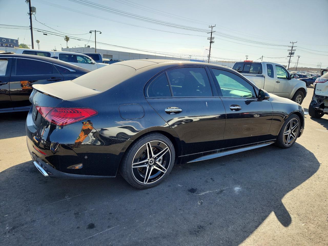 2023 Mercedes-Benz C 300 - Фото 3