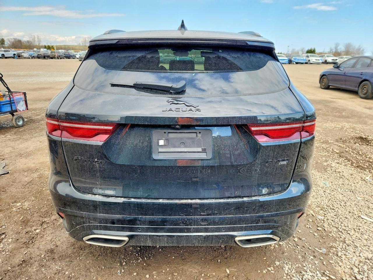 2023 Jaguar F-Pace R-Dynamic S - Image 6