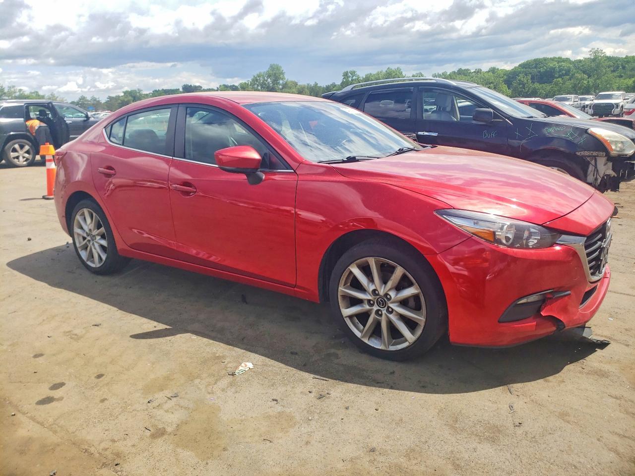 2017 Mazda 3 Touring - Image 4