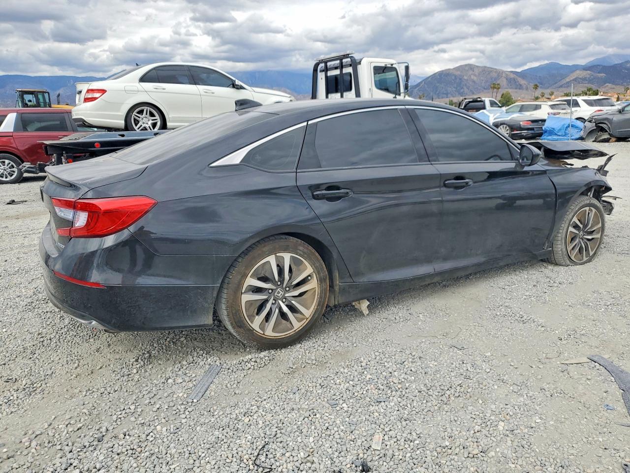 2020 Honda Accord Hybrid - Фото 3