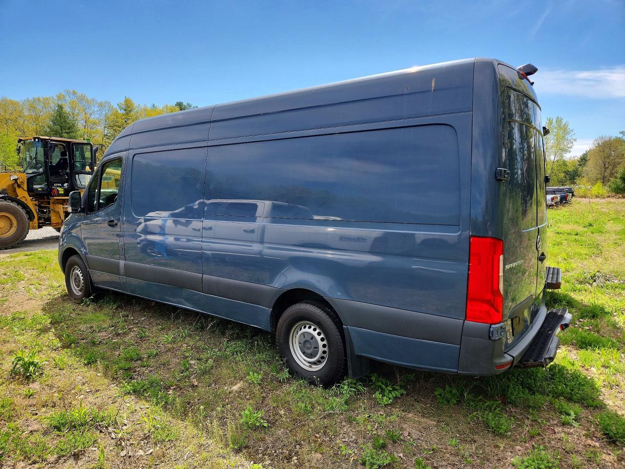 2019 Mercedes Benz Sprinter 2500 Delivery Van - Image 2