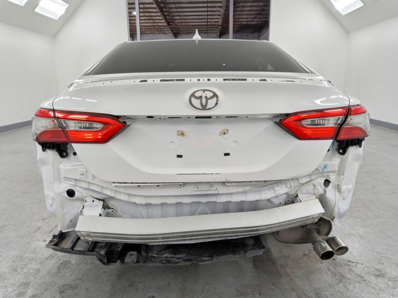 2019 Toyota Camry Se - Image 6