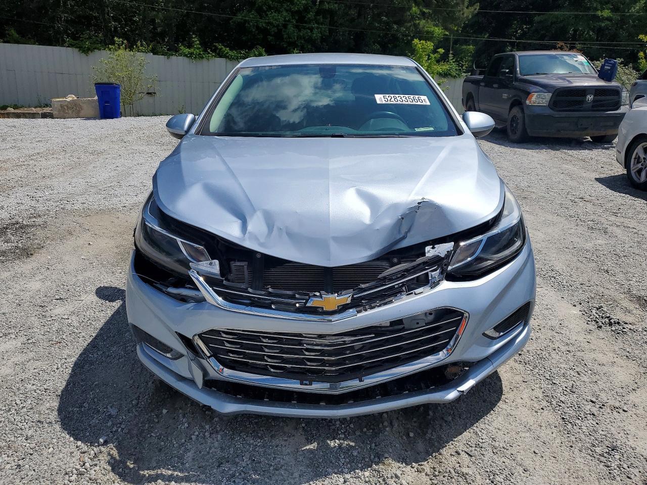 2017 Chevrolet Cruze Premier - Image 5