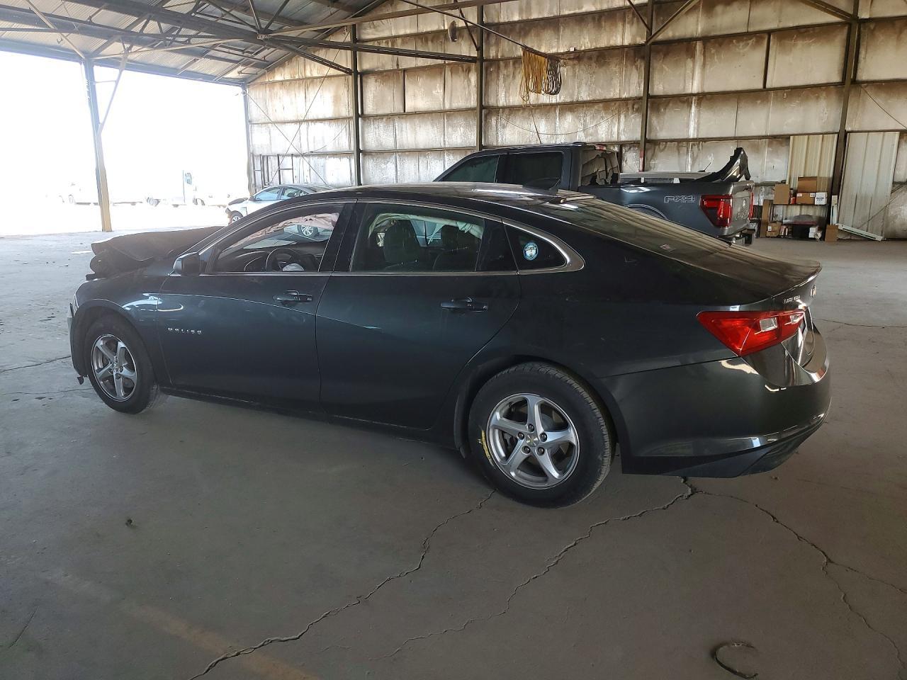 2018 Chevrolet Malibu Ls - Фото 2