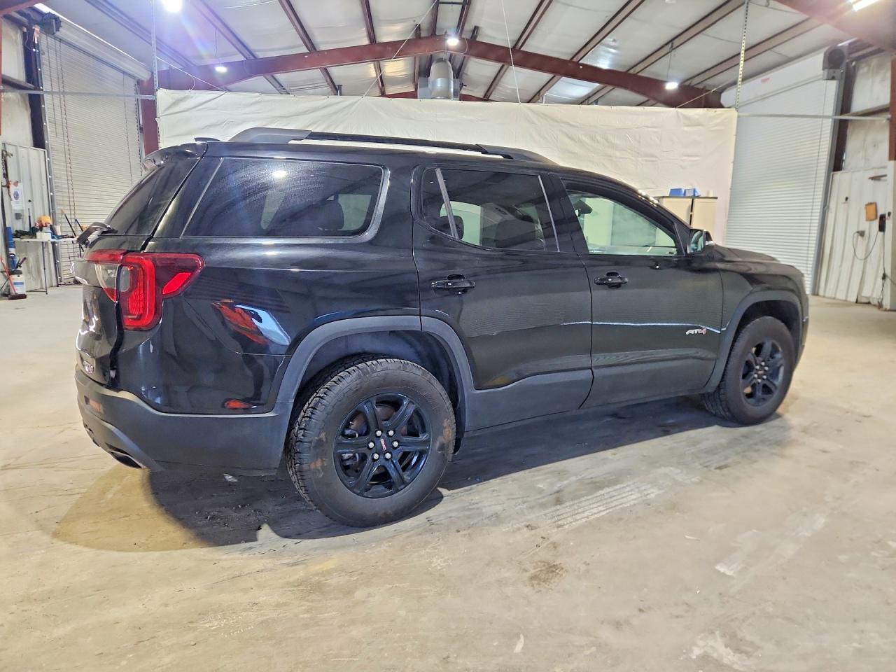2023 GMC Acadia At4 - Фото 3