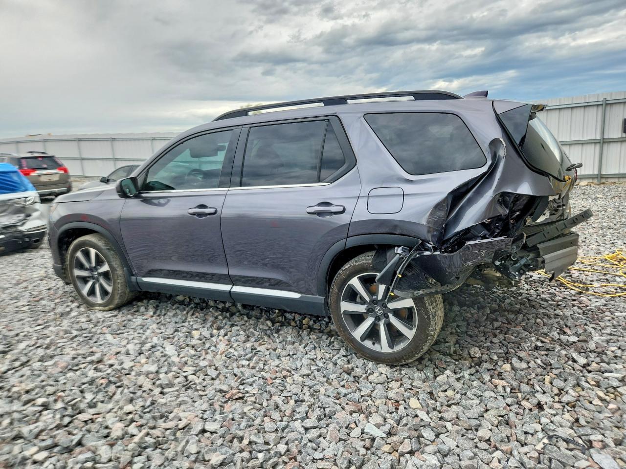 2023 Honda Pilot Elite - Image 2
