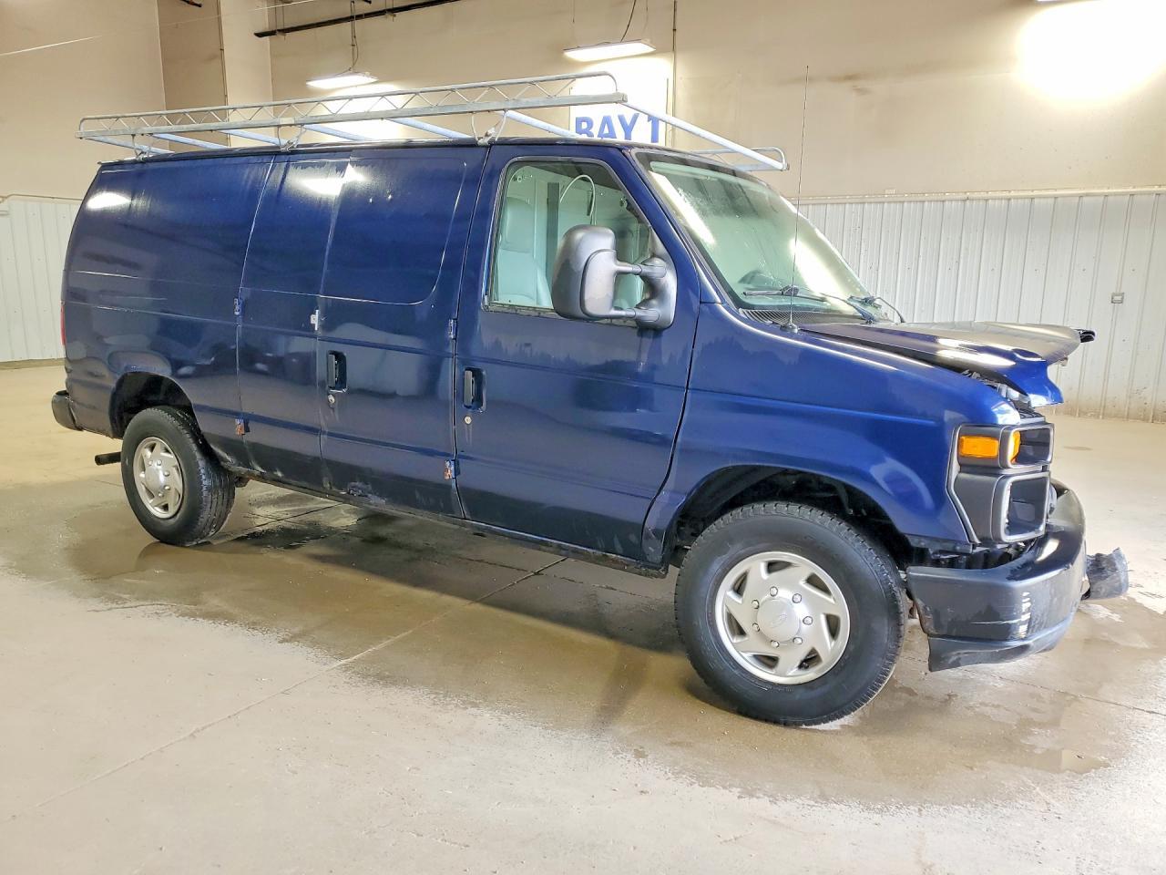 2013 Ford Econoline - Image 4