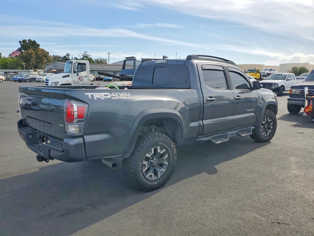 2021 Toyota Tacoma Trd Off-Road - Фото 3