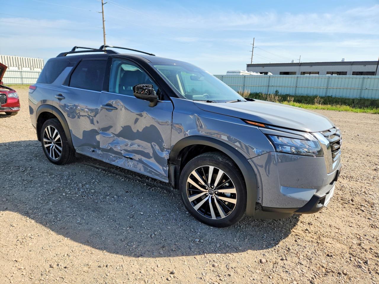 2025 Nissan Pathfinder Platinum - Фото 4