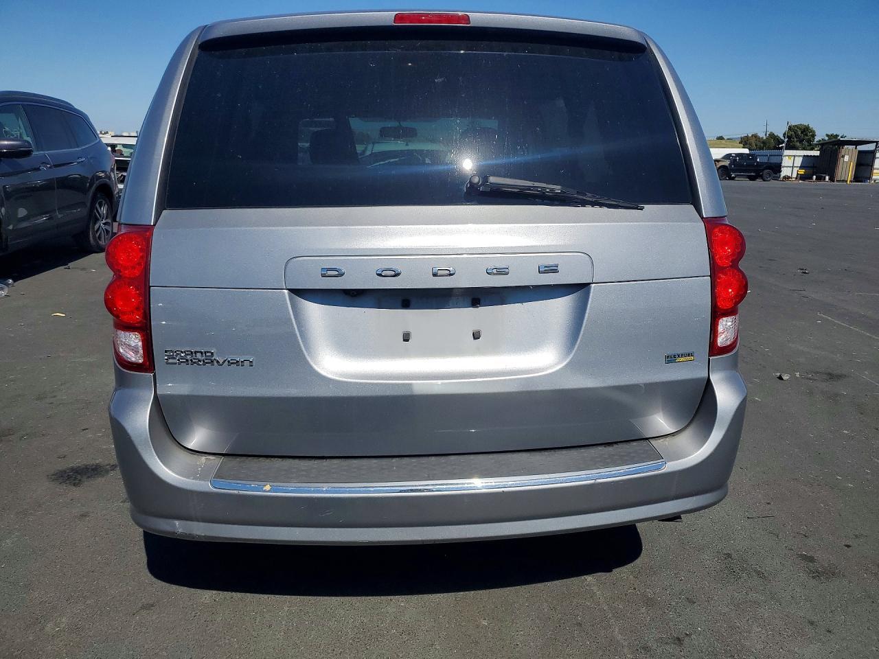 2018 Dodge Grand Caravan Se - Image 6