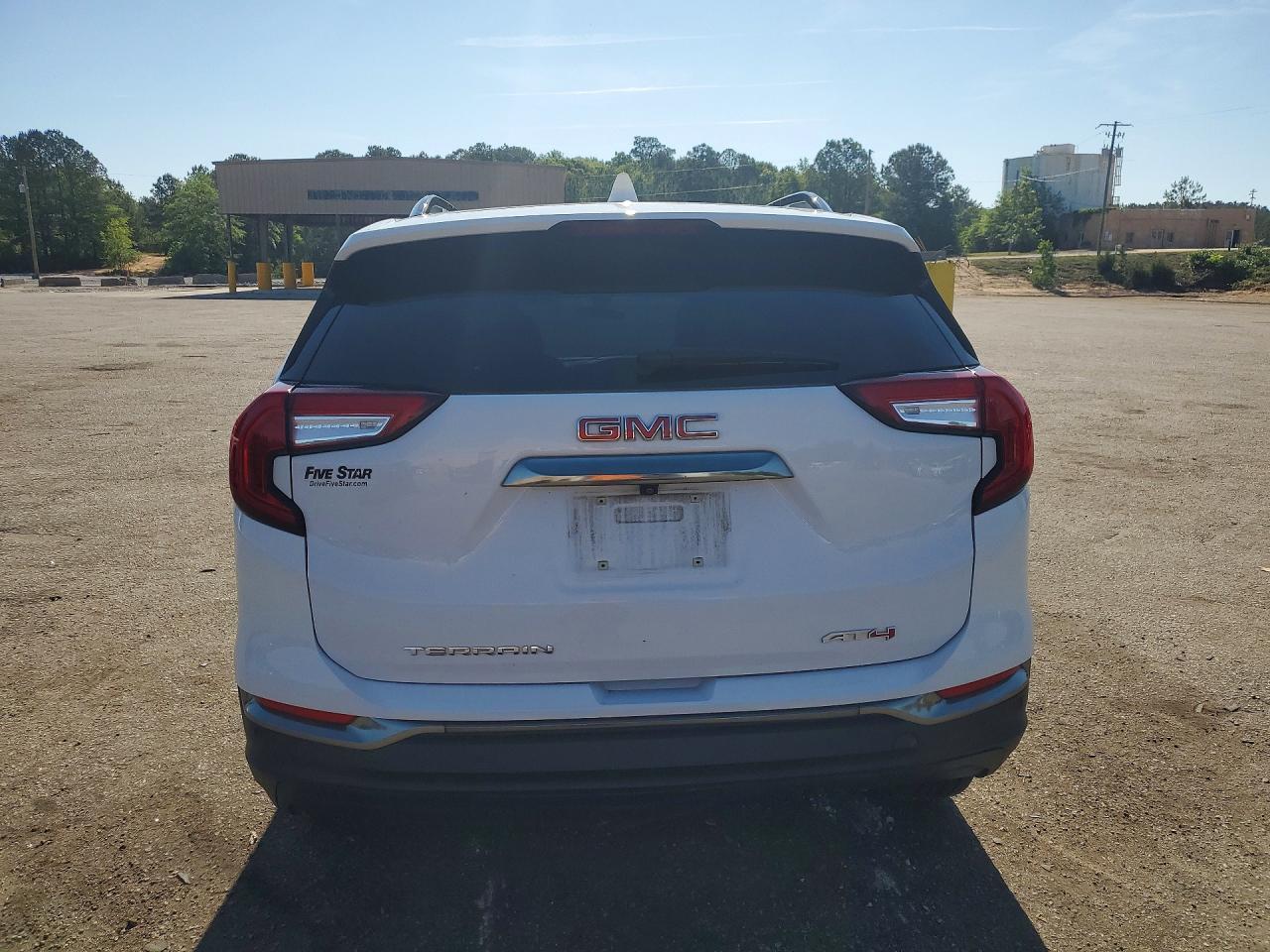 2022 GMC Terrain At4 - Image 6