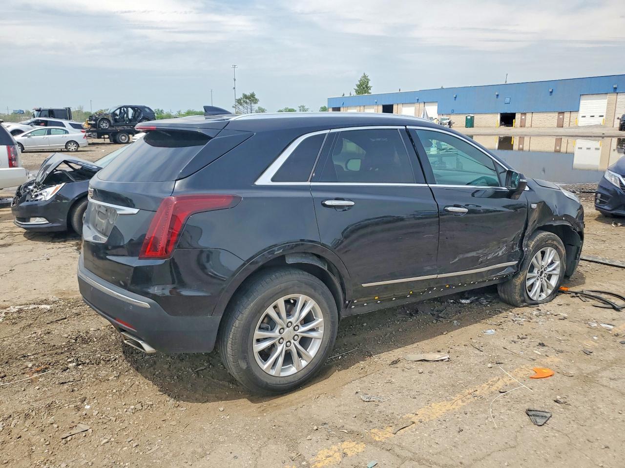 2023 Cadillac Xt5 Luxury - Фото 3