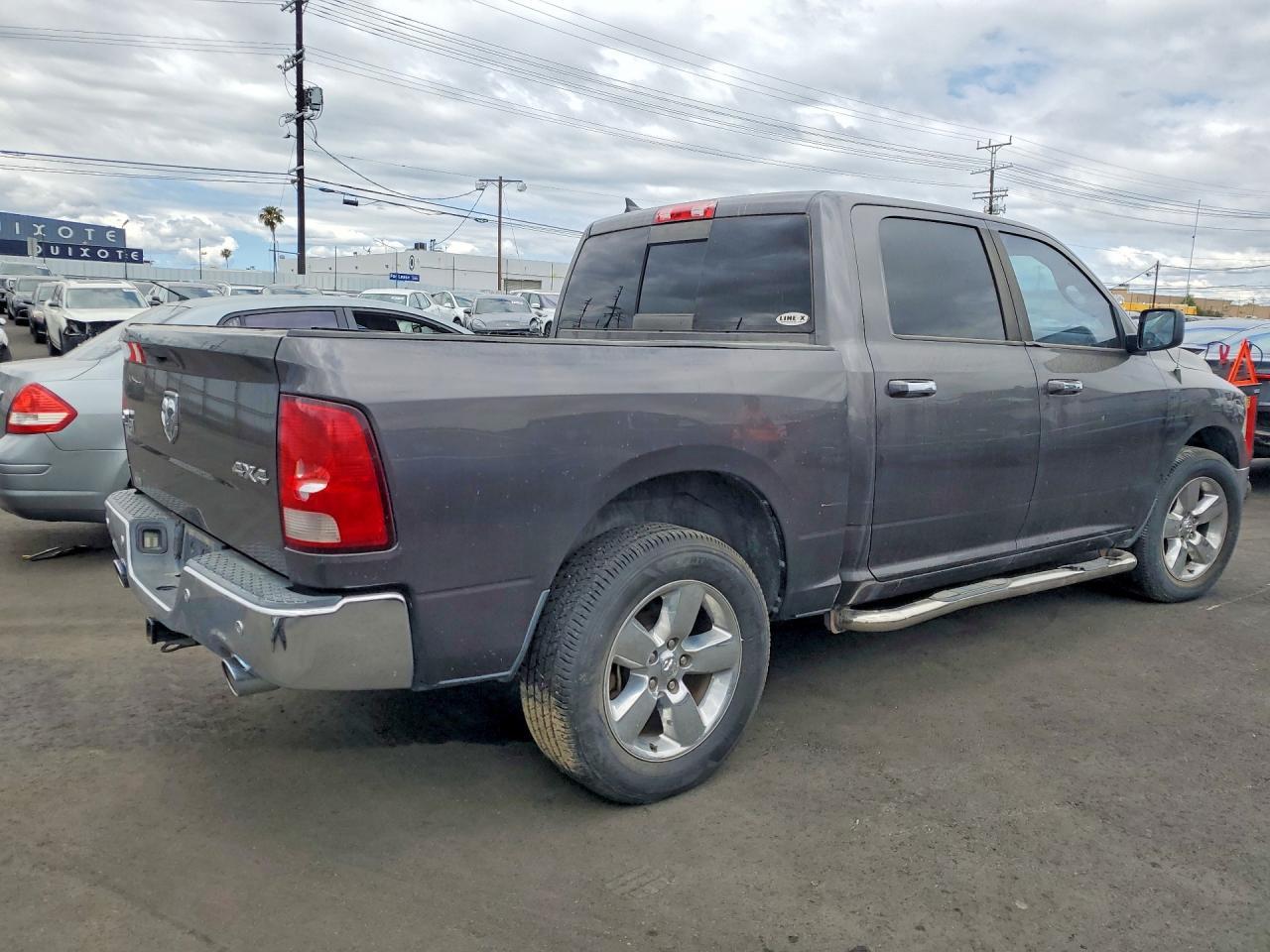 2015 Ram 1500 Slt - Image 3