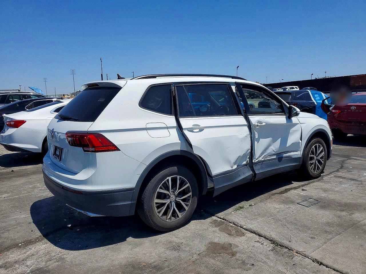 2021 Volkswagen Tiguan S - Image 3