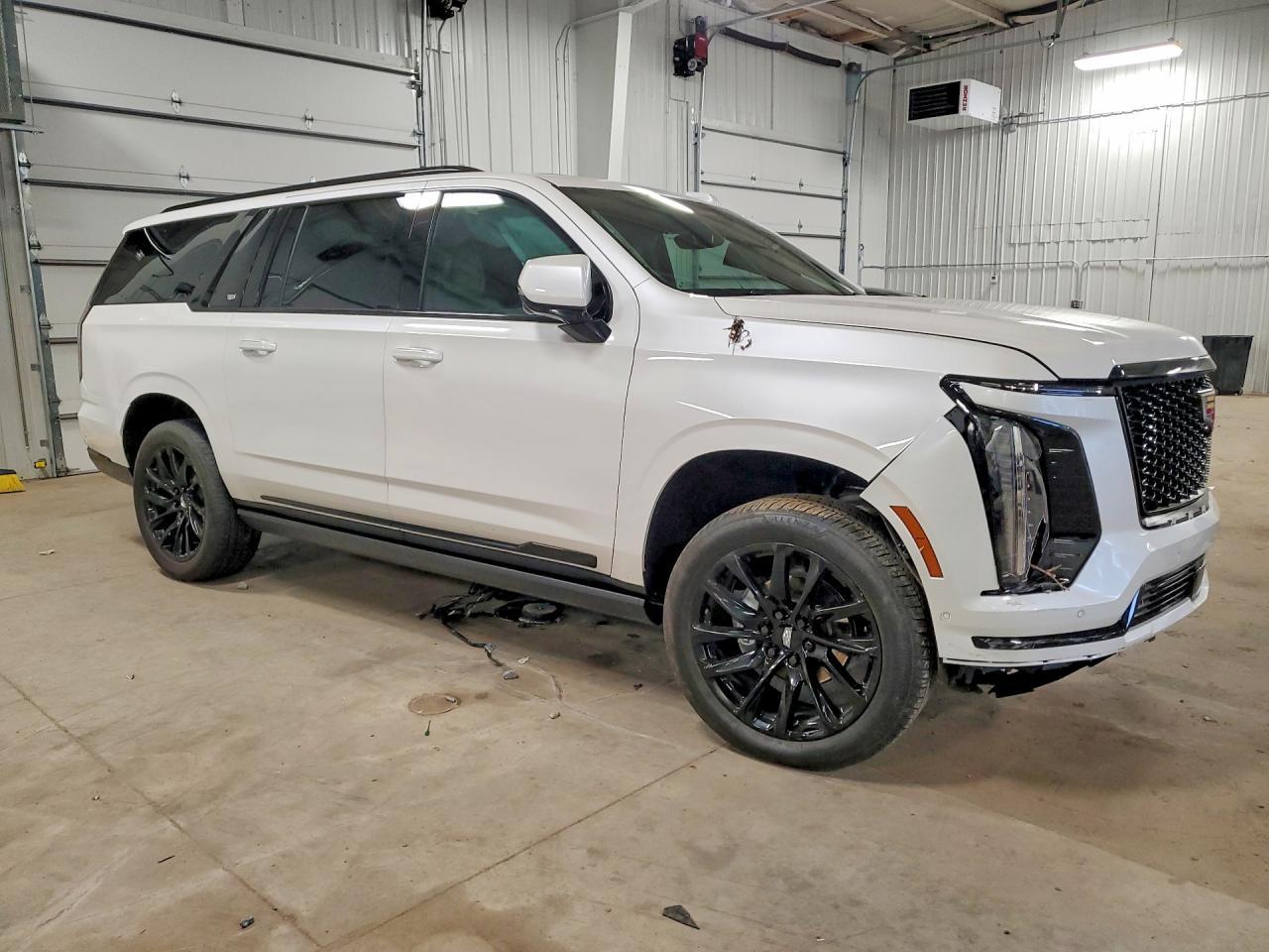 2025 Cadillac Escalade Esv Sport Platinum - Image 4