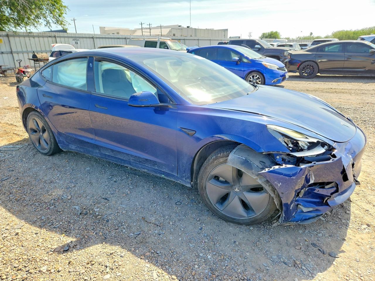 2017 Tesla Model 3 - Фото 4