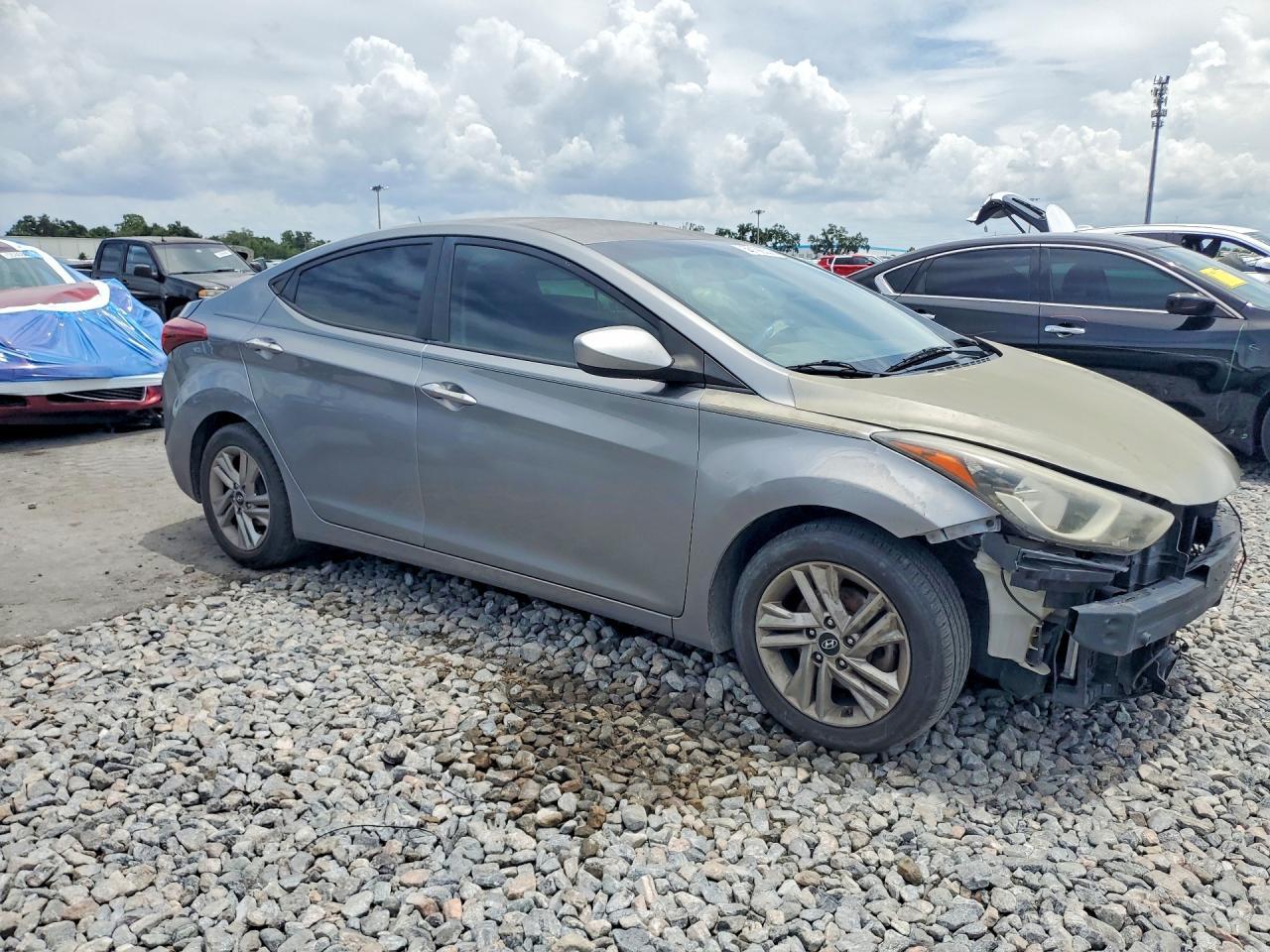 2014 Hyundai Elantra Se - Фото 4