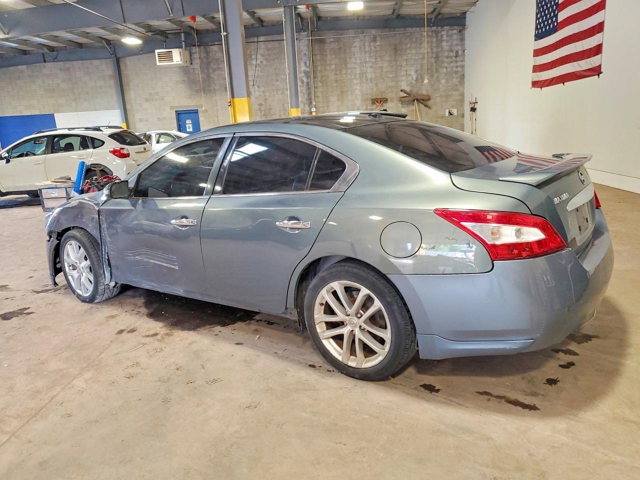 2009 Nissan Maxima 3.5 S - Image 2