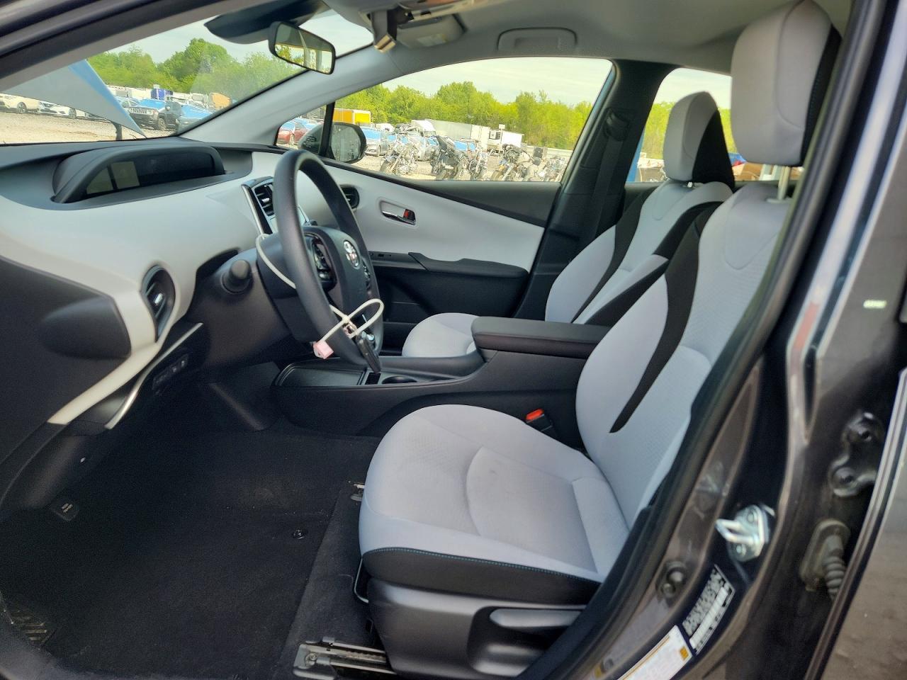 2019 Toyota Prius Le - Фото 7