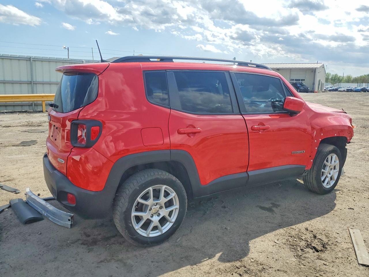 2020 Jeep Renegade Latitude - Фото 3