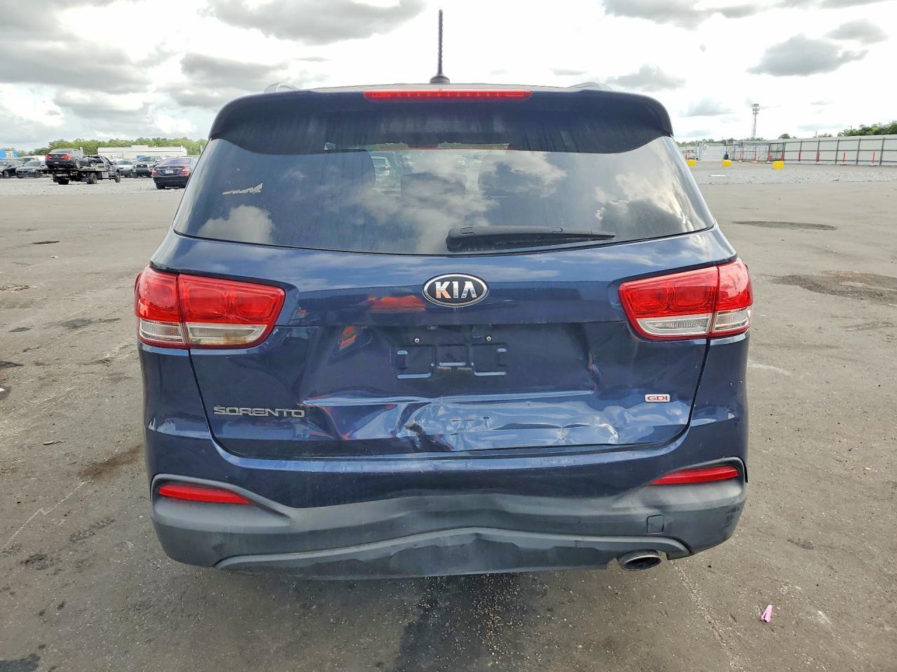 2016 Kia Sorento Lx - Фото 6