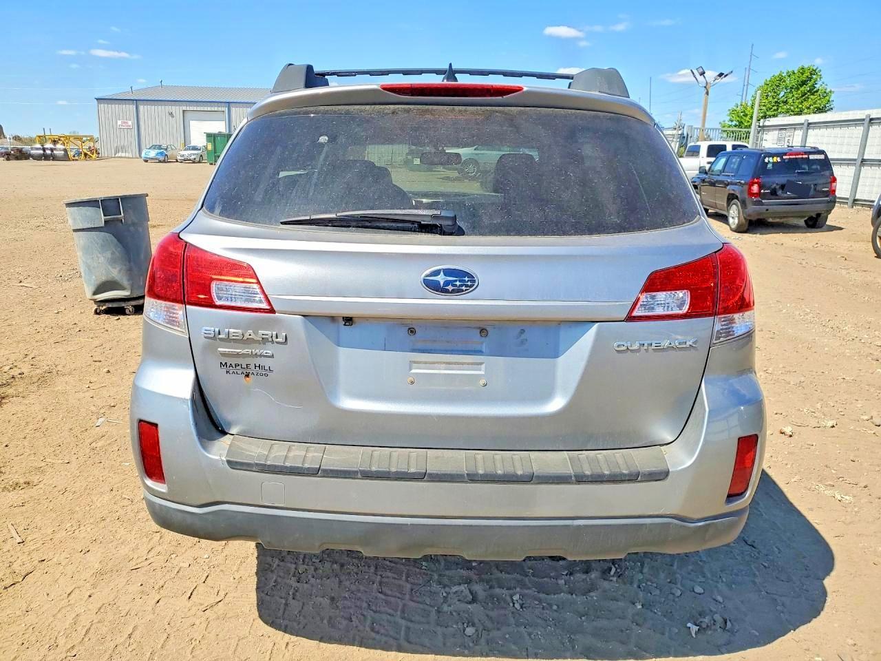 2011 Subaru Outback 2.5I Limited - Фото 6