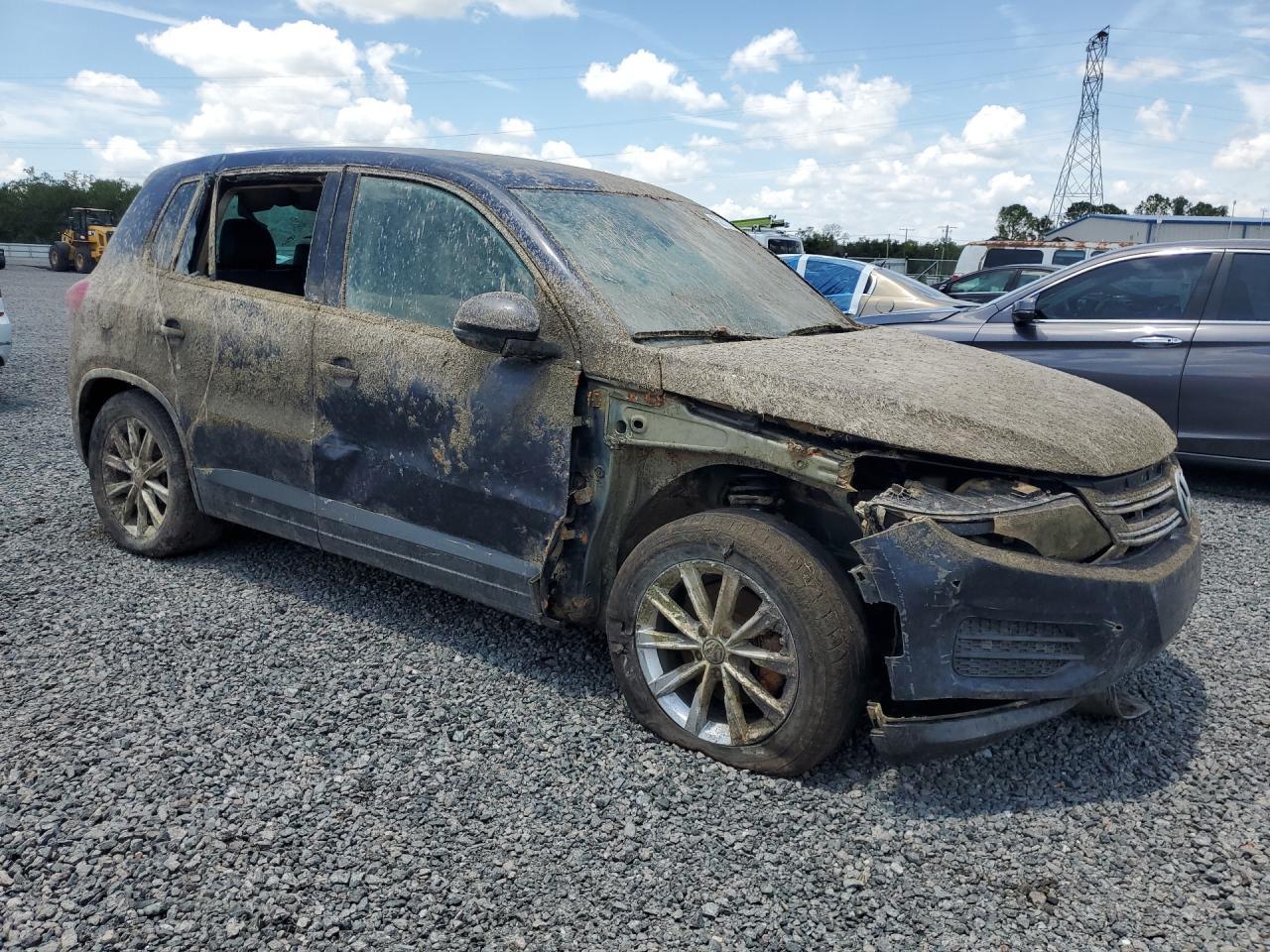 2014 Volkswagen Tiguan S - Фото 4