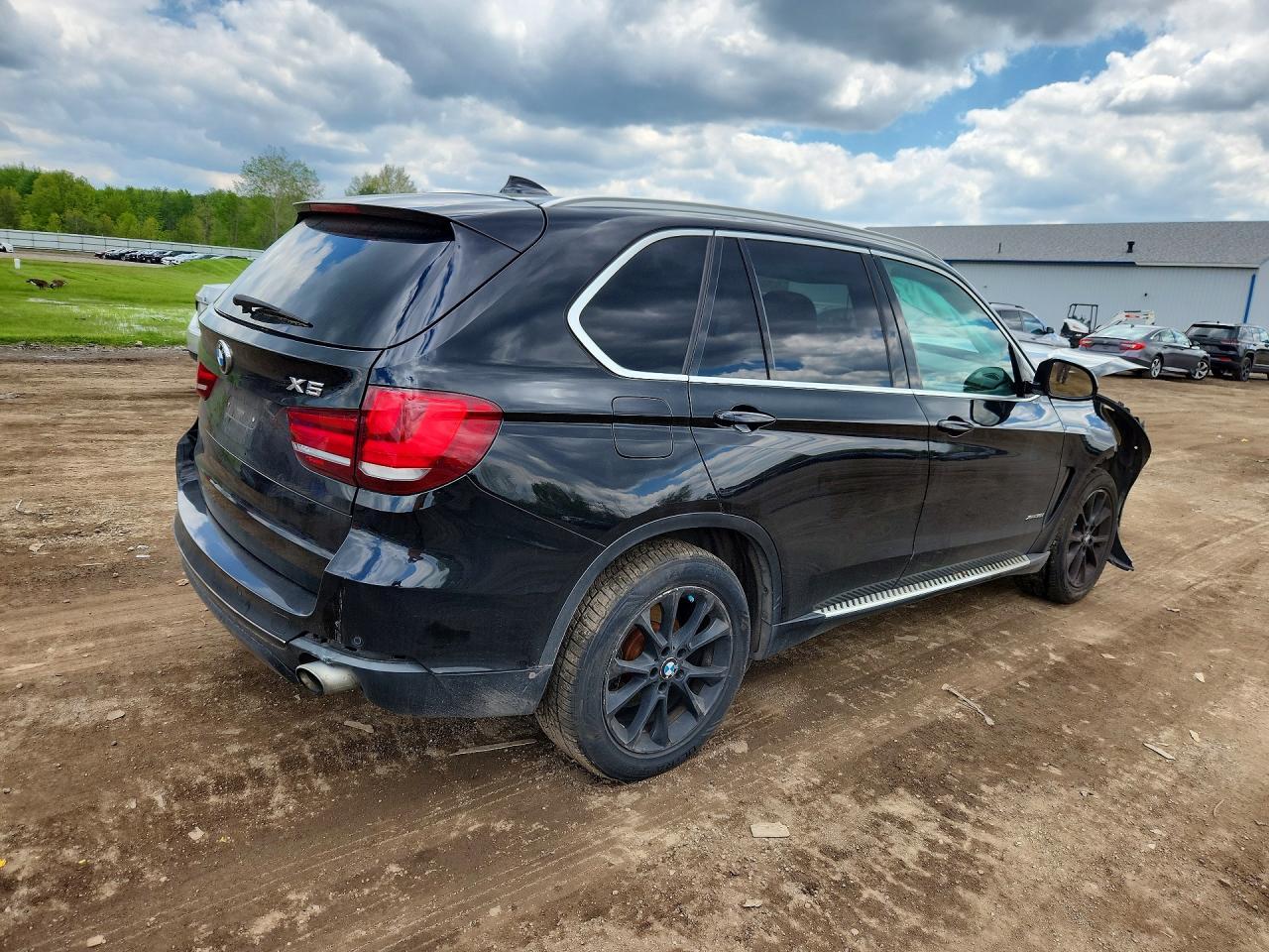 2015 BMW X5 xDrive35I - Фото 3
