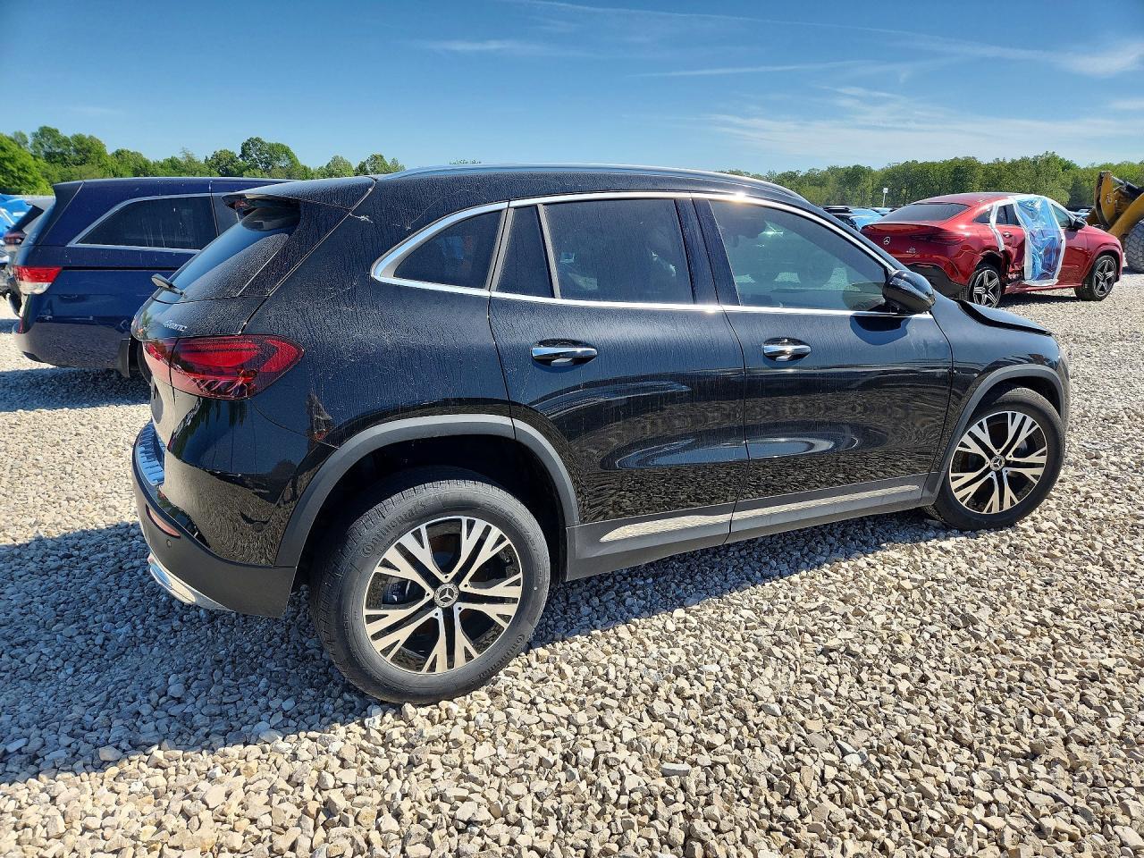 2025 Mercedes-Benz Gla 250 4Matic - Фото 3