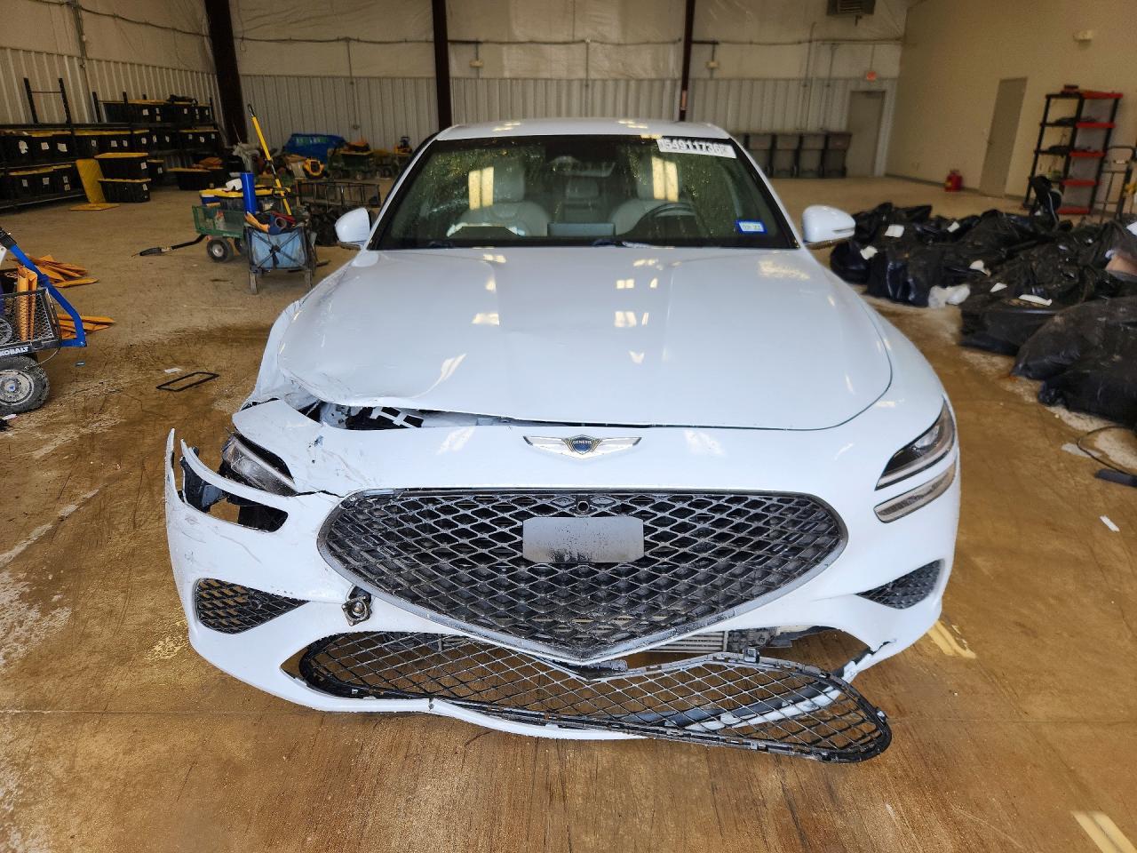 2022 Genesis G70 2.0T - Фото 5