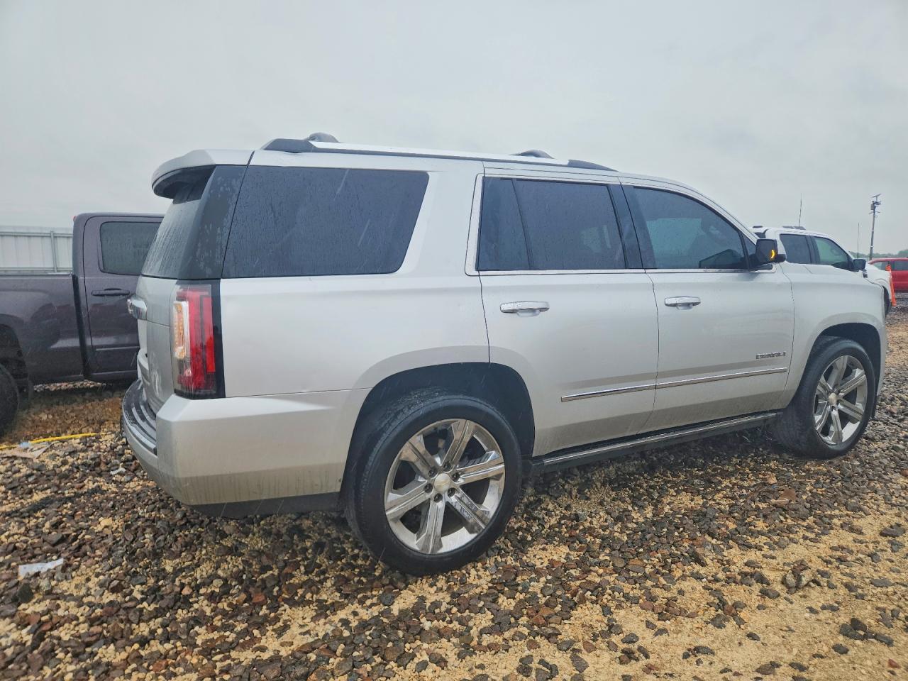 2016 GMC Yukon Denali - Фото 3
