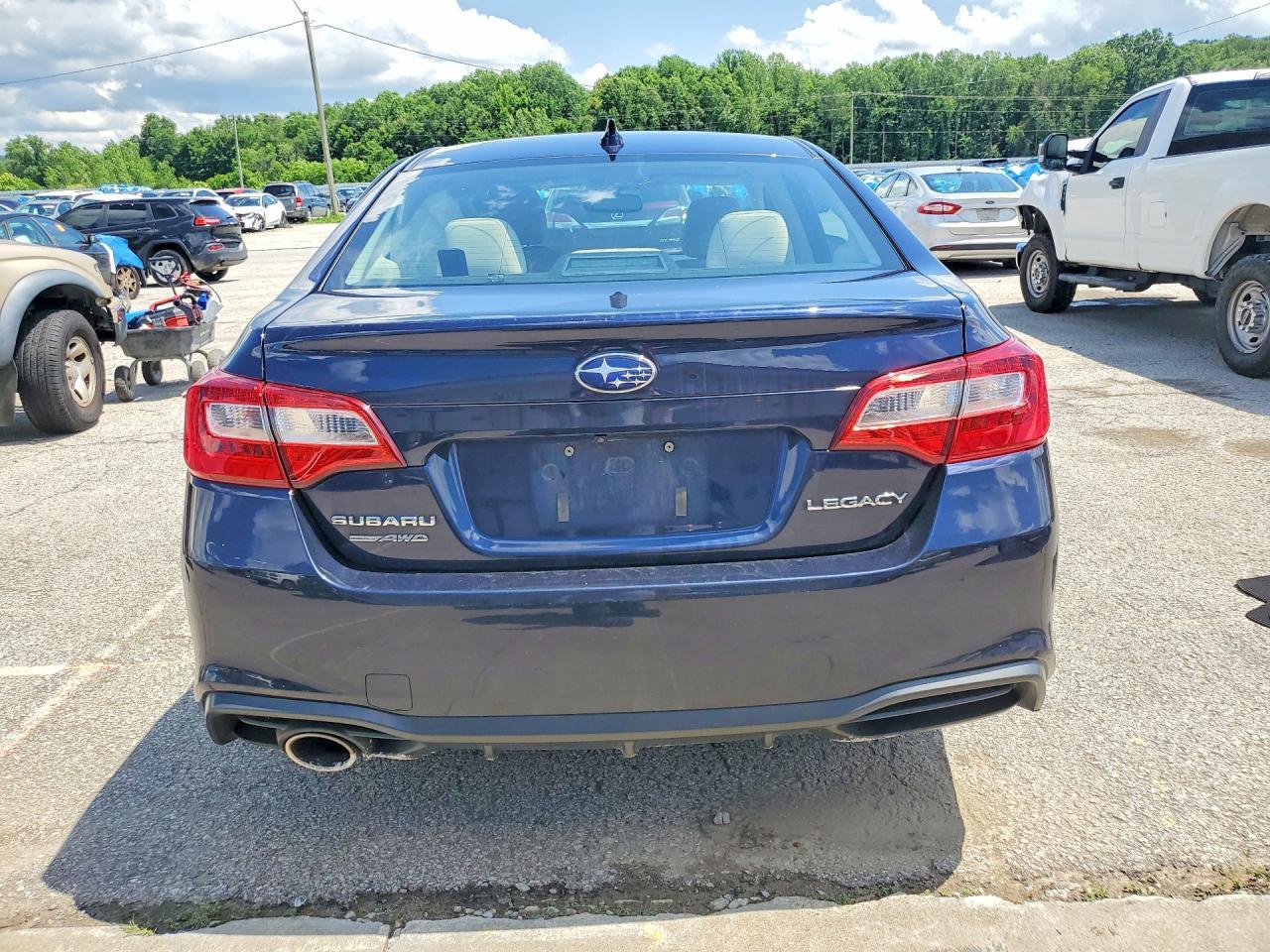 2018 Subaru Legacy 2.5I Premium - Image 6