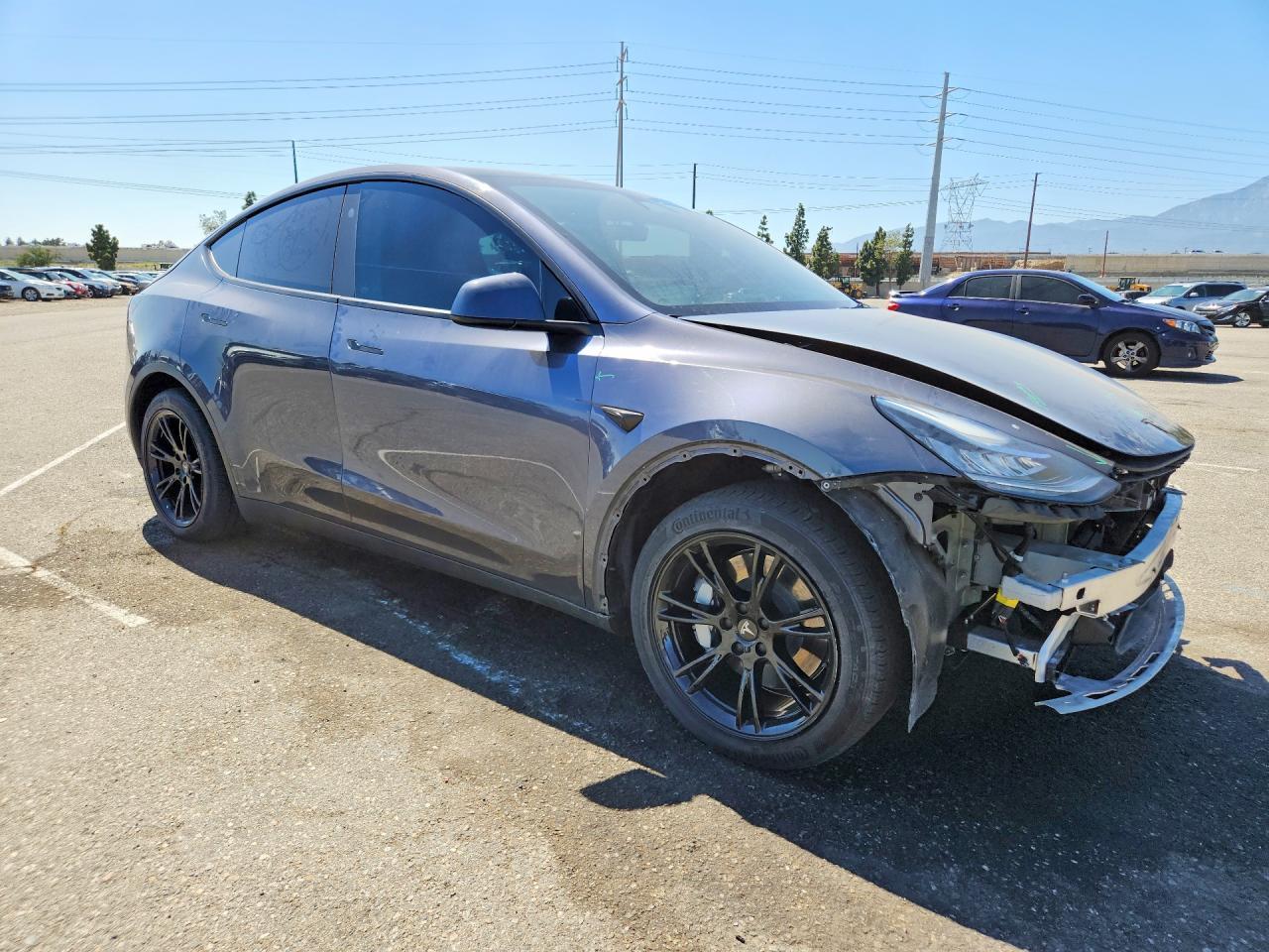 2023 Tesla Model Y - Фото 4