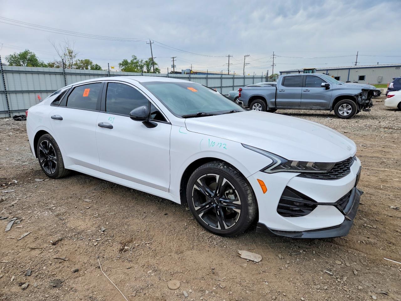 2024 Kia K5 Gt Line - Image 4