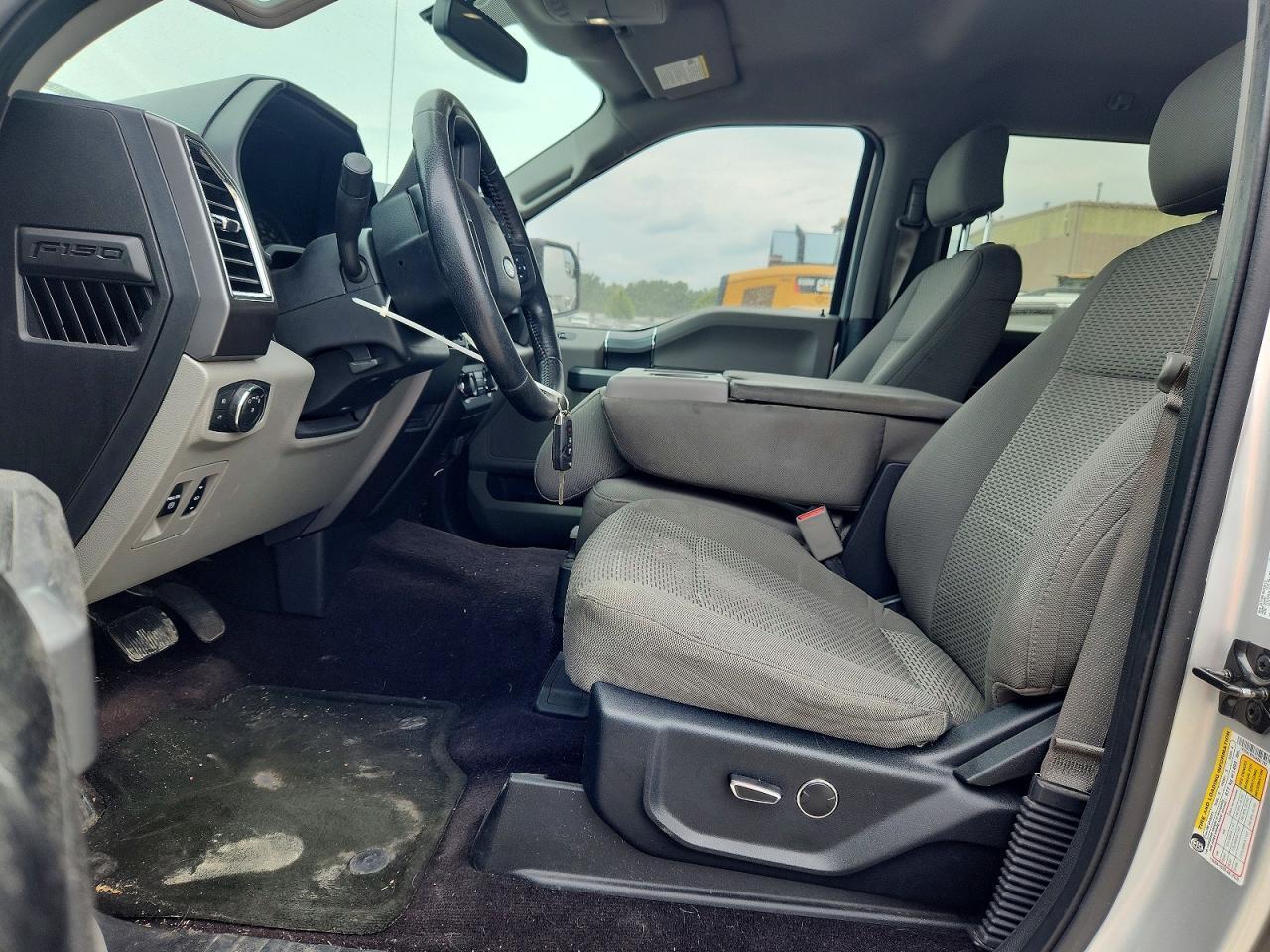 2016 Ford F150 Supercrew - Image 7