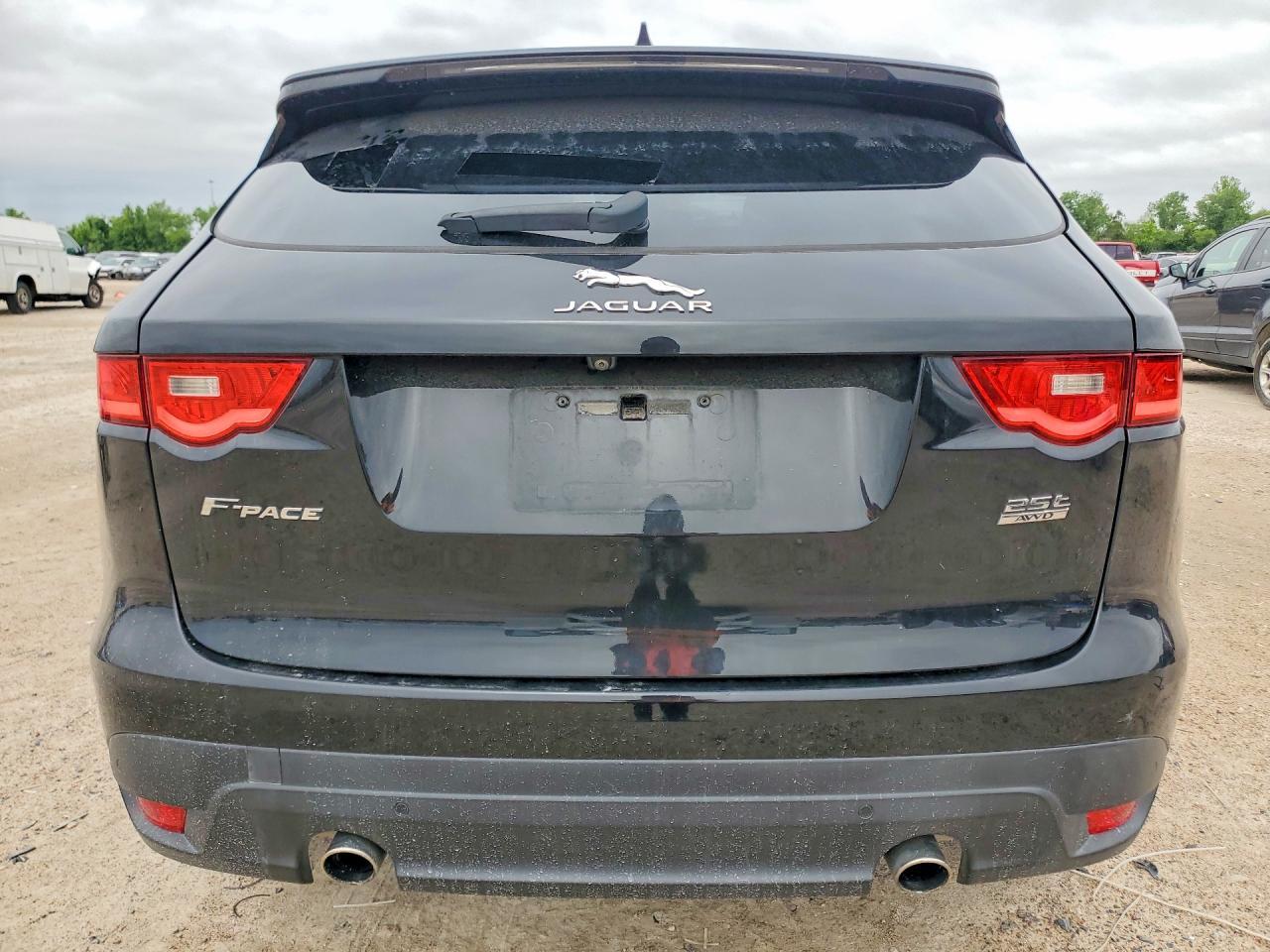 2020 Jaguar F-Pace Prestige 25T - Image 6