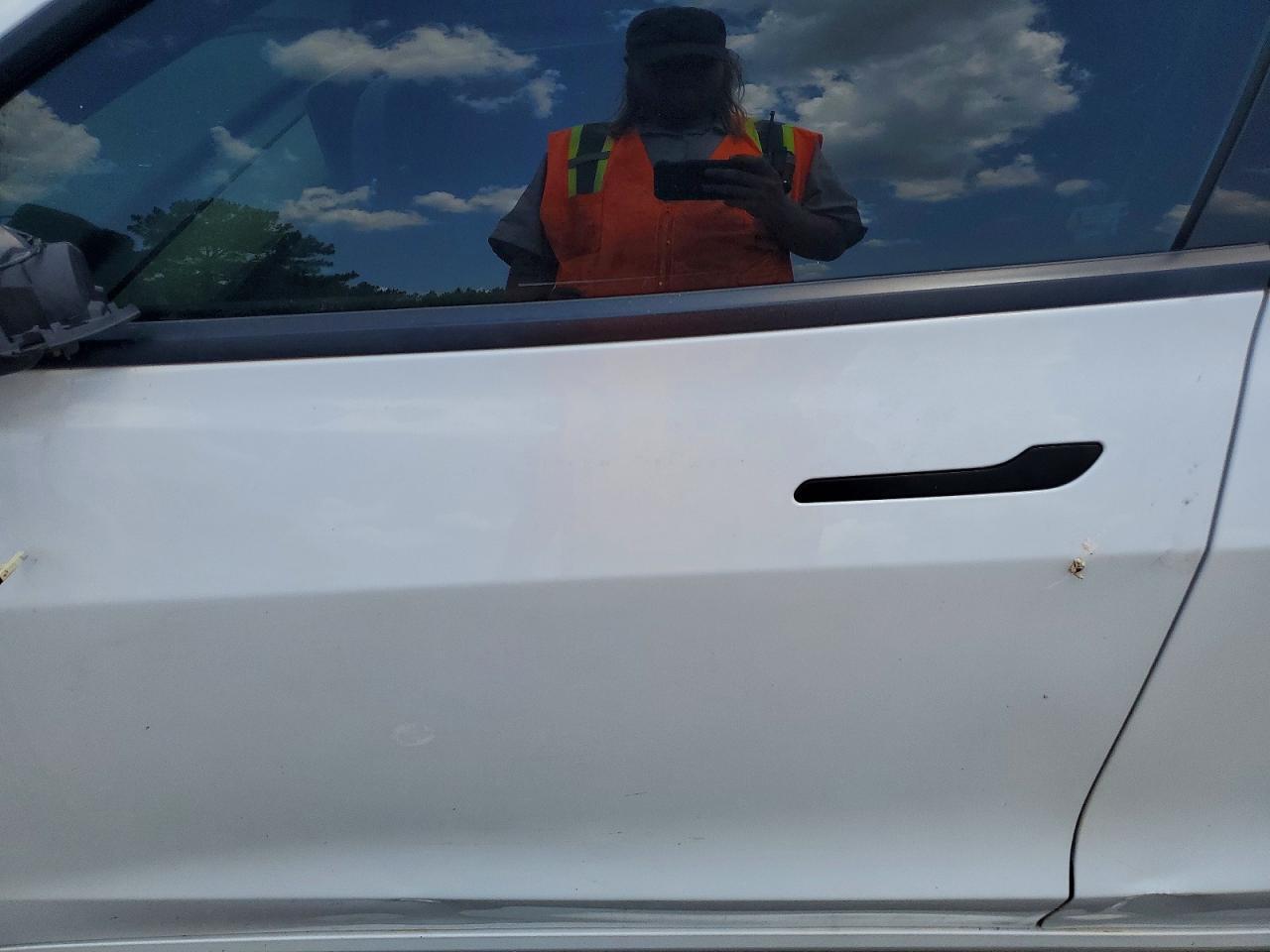 2022 Tesla Model 3 - Image 7