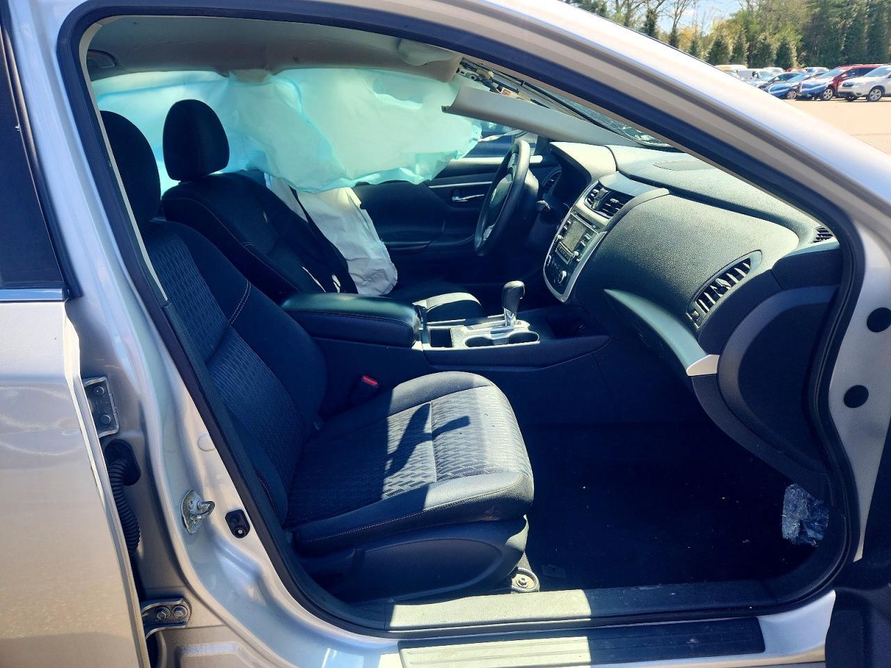 2017 Nissan Altima 2.5 S - Image 7