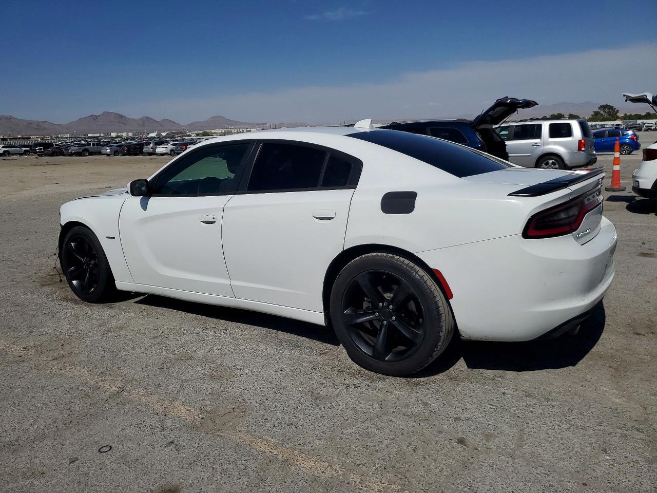 2017 Dodge Charger R - Фото 2