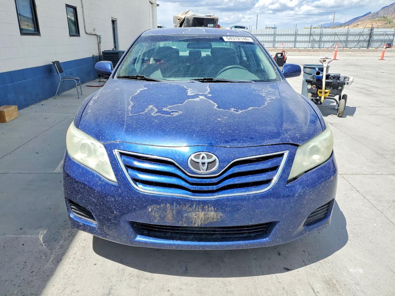 2011 Toyota Camry Le - Фото 5