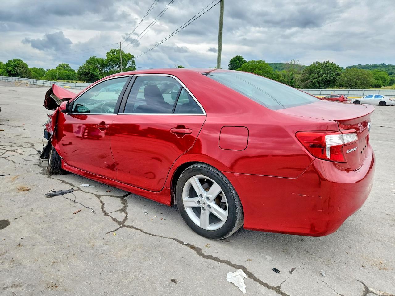 2014 Toyota Camry Se - Image 2