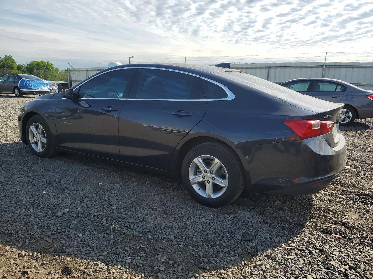 2023 Chevrolet Malibu Lt - Фото 2