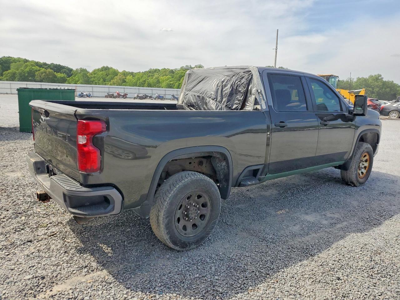 2022 Chevrolet Silverado K2500 Custom - Image 3
