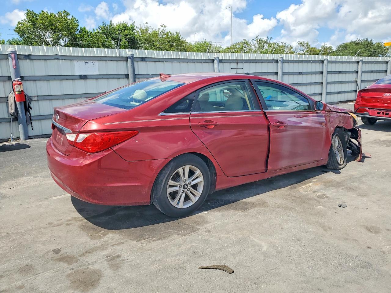 2013 Hyundai Sonata Gls - Фото 3