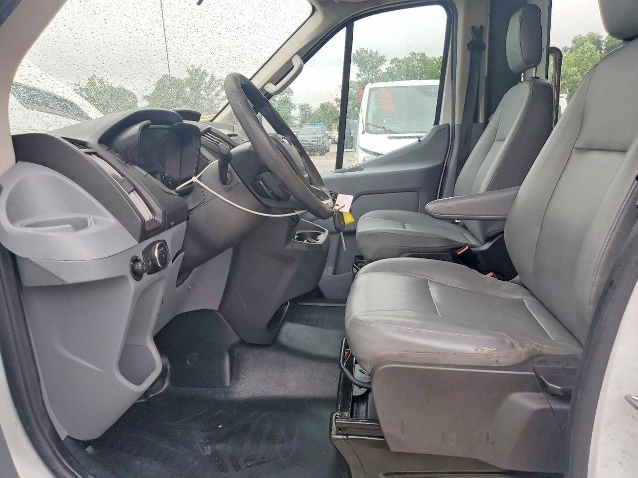 2017 Ford Transit T-350 Handicap Accessible - Фото 7