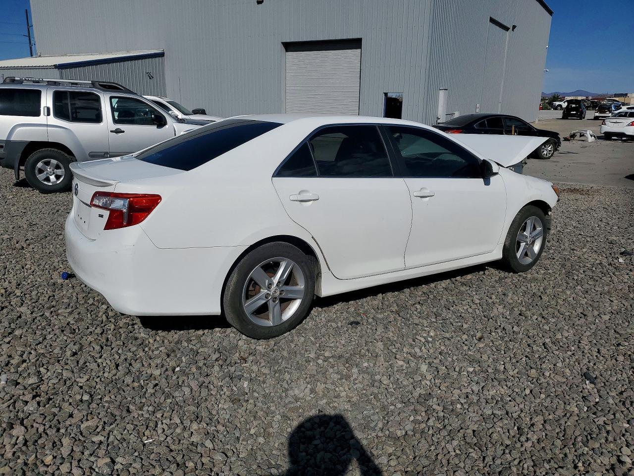 2012 Toyota Camry Se - Фото 3