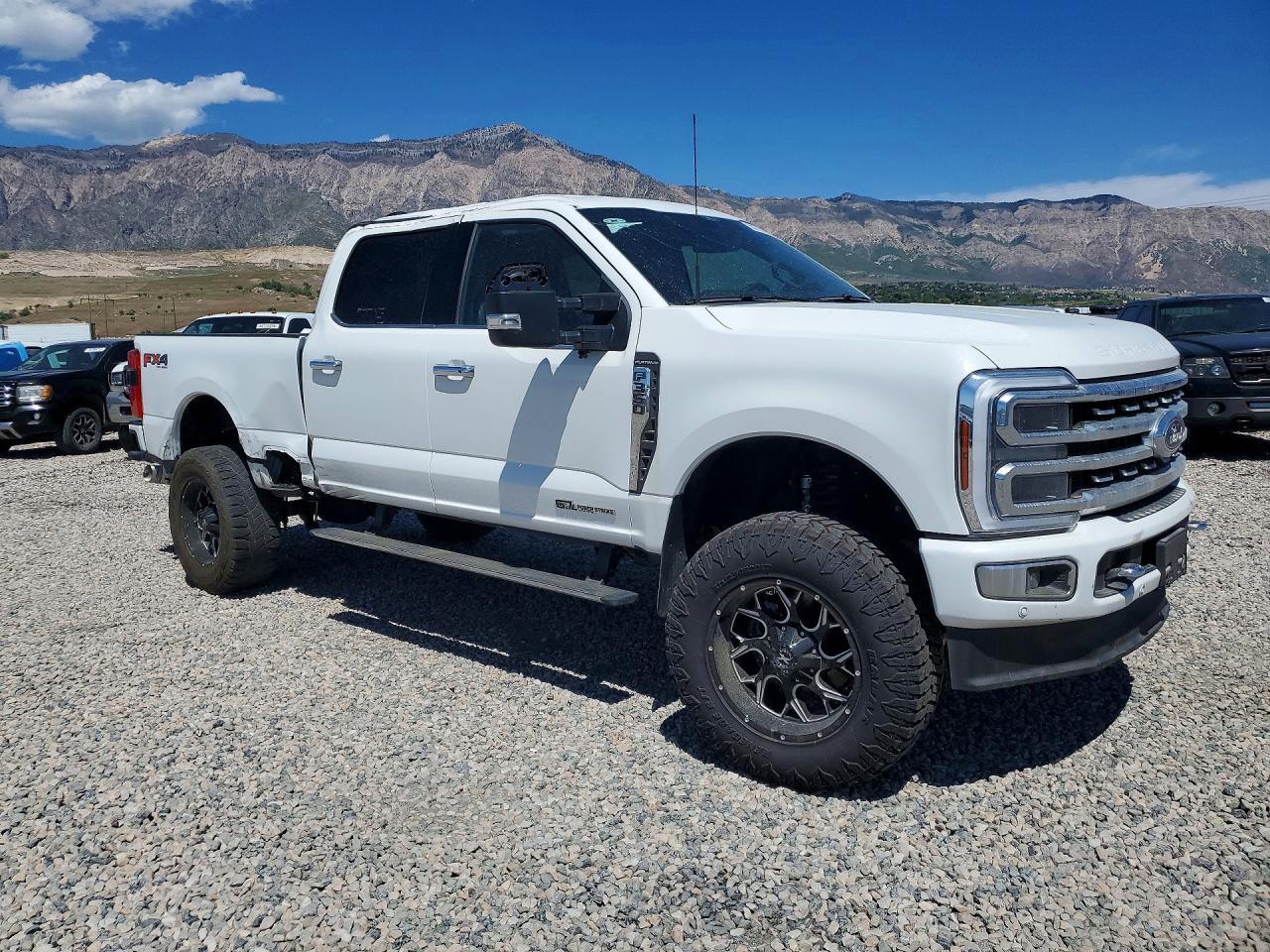 2024 Ford F350 Super Duty - Image 4
